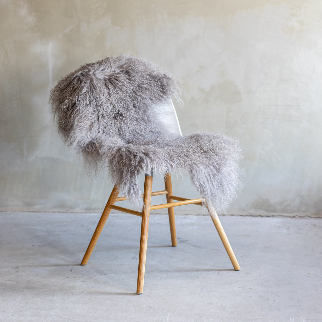 VAN BUREN | TIBET SCHAPENVACHT | TAUPE 90-110 x 60 CM