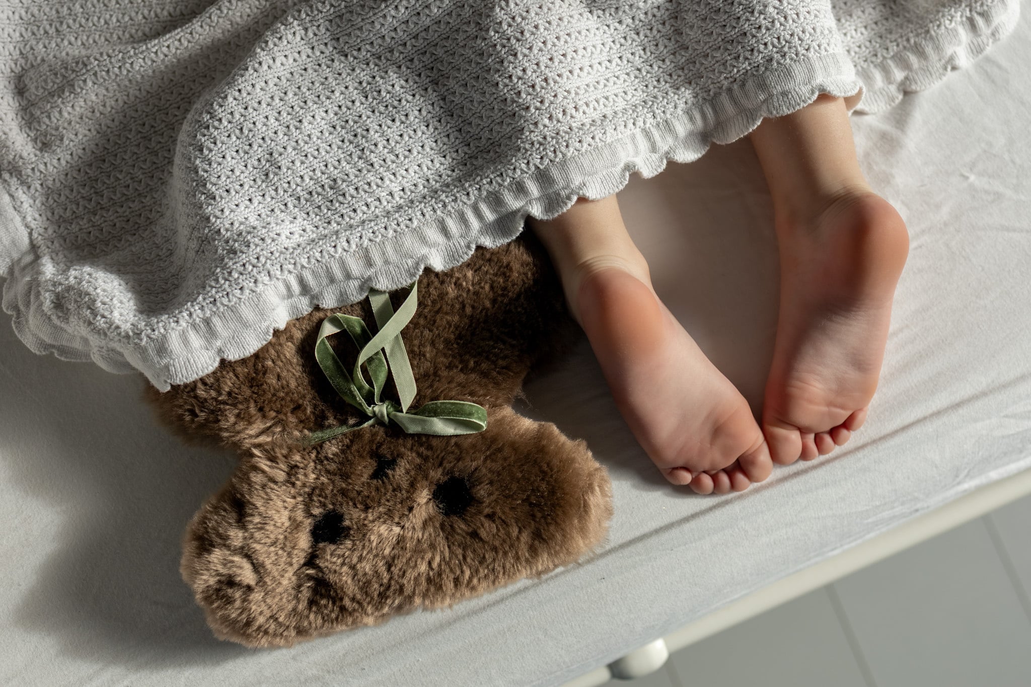 VAN BUREN | BUURTJE BEER | MERINO SCHAPENVACHT KNUFFEL BRUIN GROOT