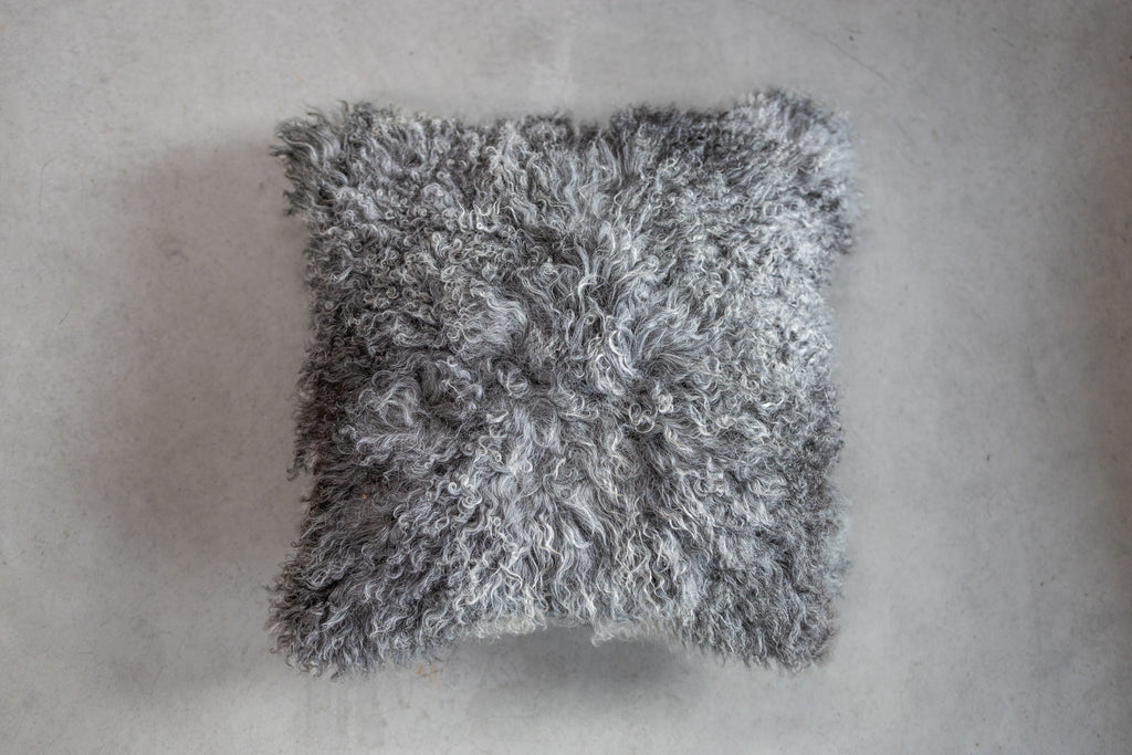 VAN BUREN | TIBET SIERKUSSEN | NATUUR GRIJS 45 x 45 CM