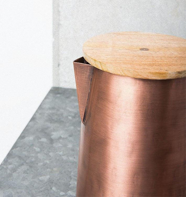 URBAN NATURE CULTURE | WATERKAN MANGAL | ANTIQUE COPPER (15 X 11 X 21 CM)