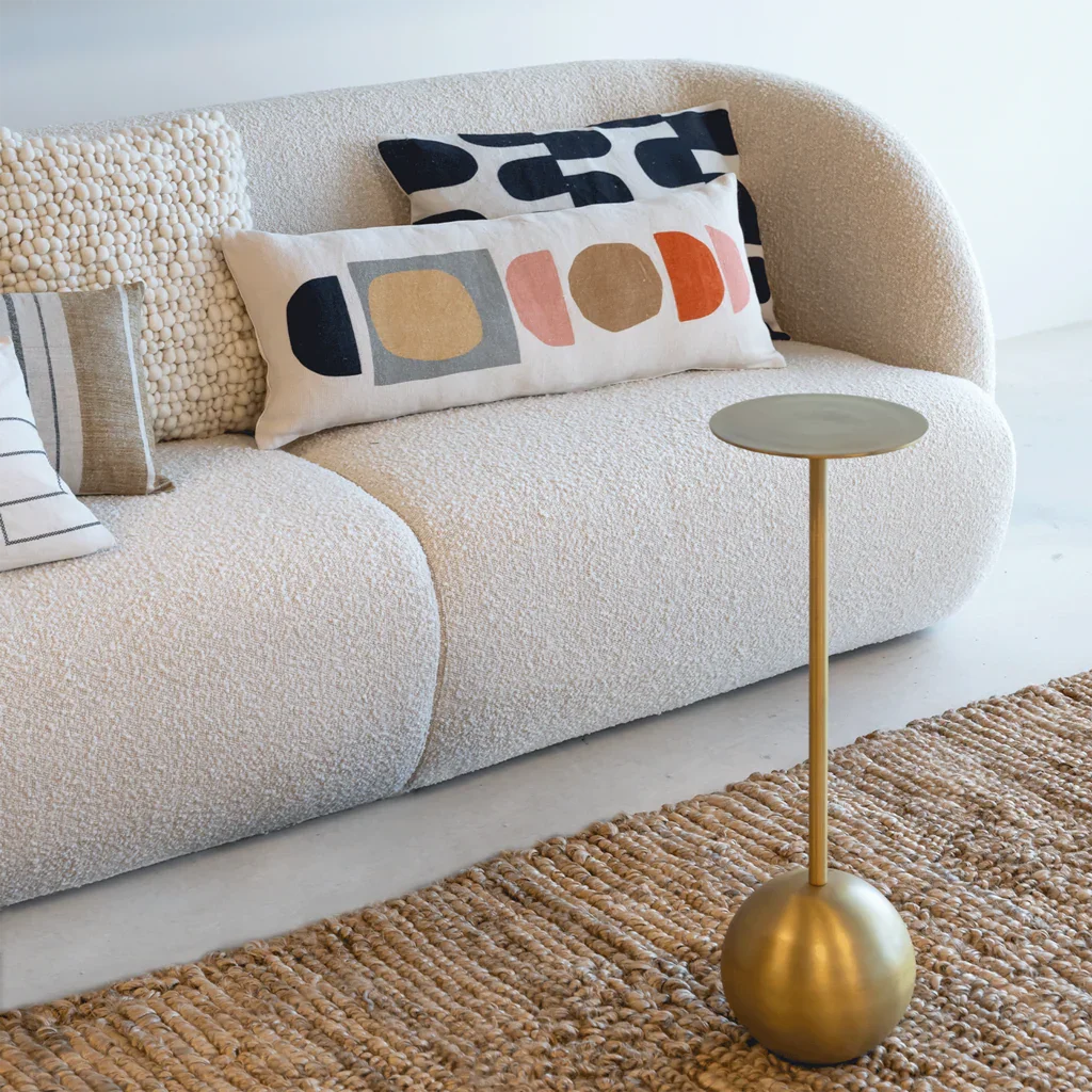 UNC | SIDE TABLE M | GOLD