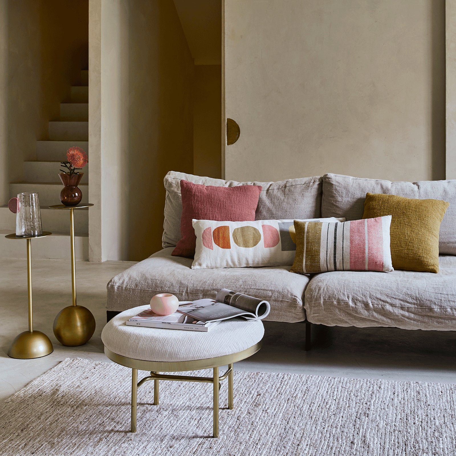 UNC | SIDE TABLE M | GOLD