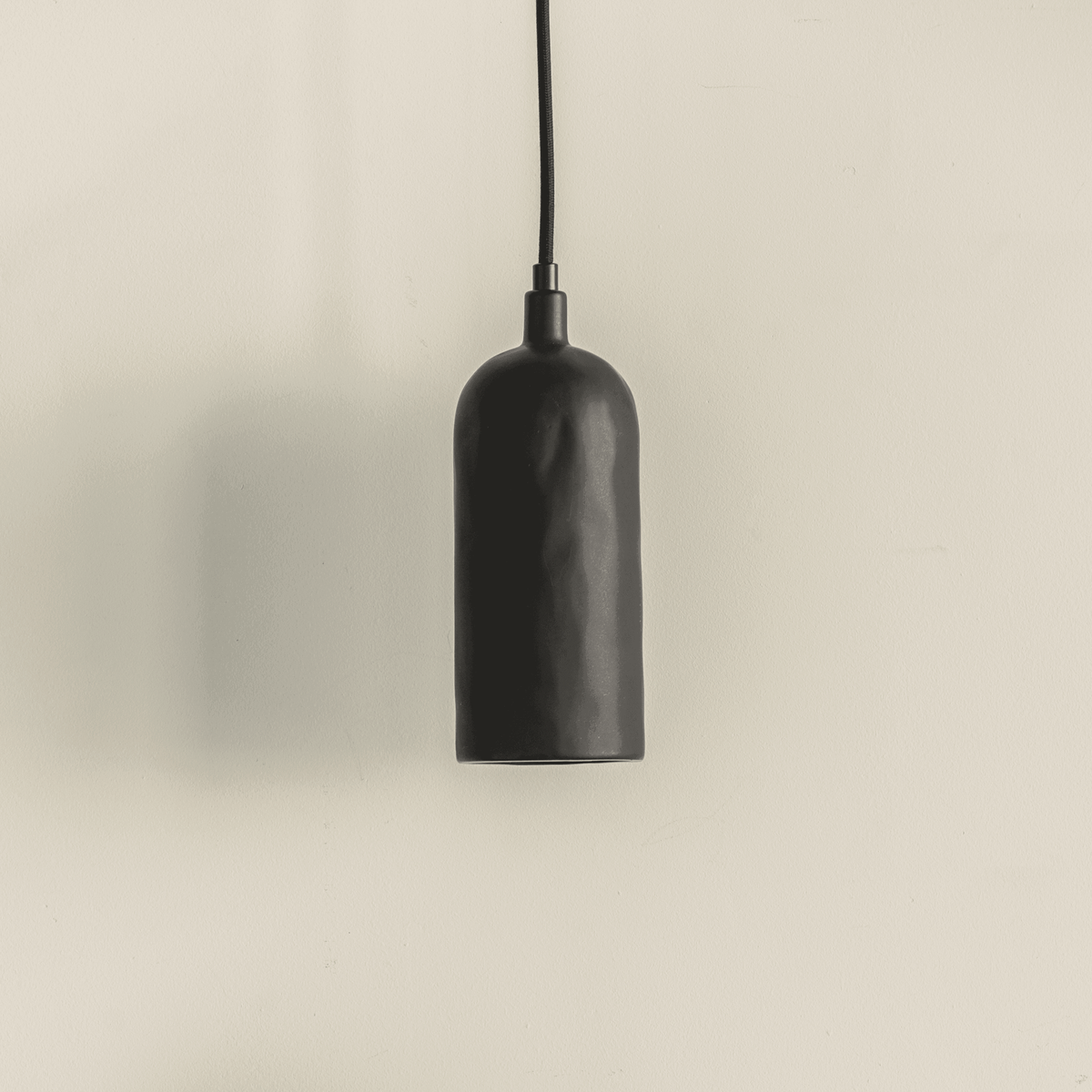 URBAN NATURE CULTURE | HANGEND LAMPJE TINY | MATTE BLACK Ø 8,5 CM