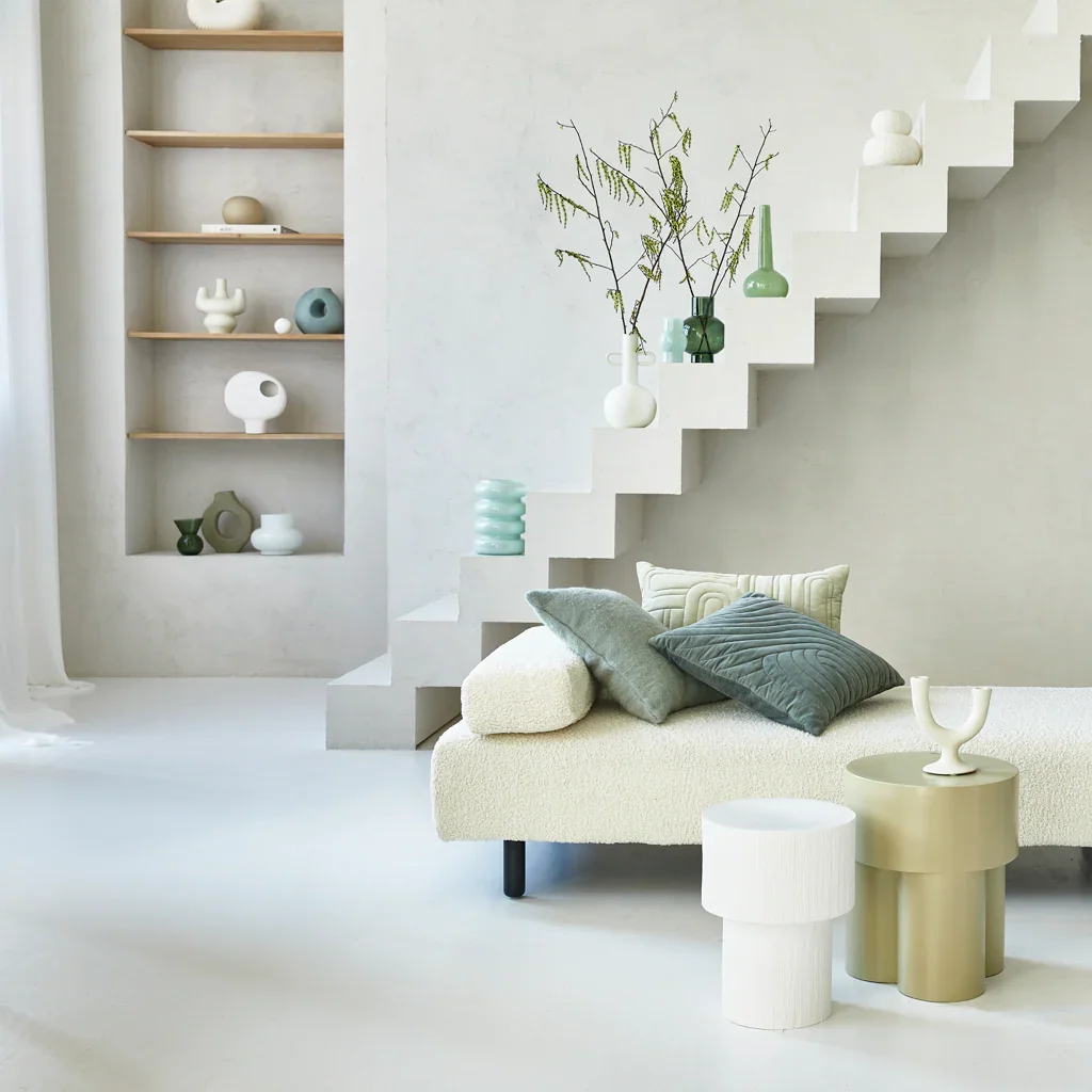 UNC | SIDE TABLE MOROSETA | SPRAY GREEN Ø 35 x 42 CM