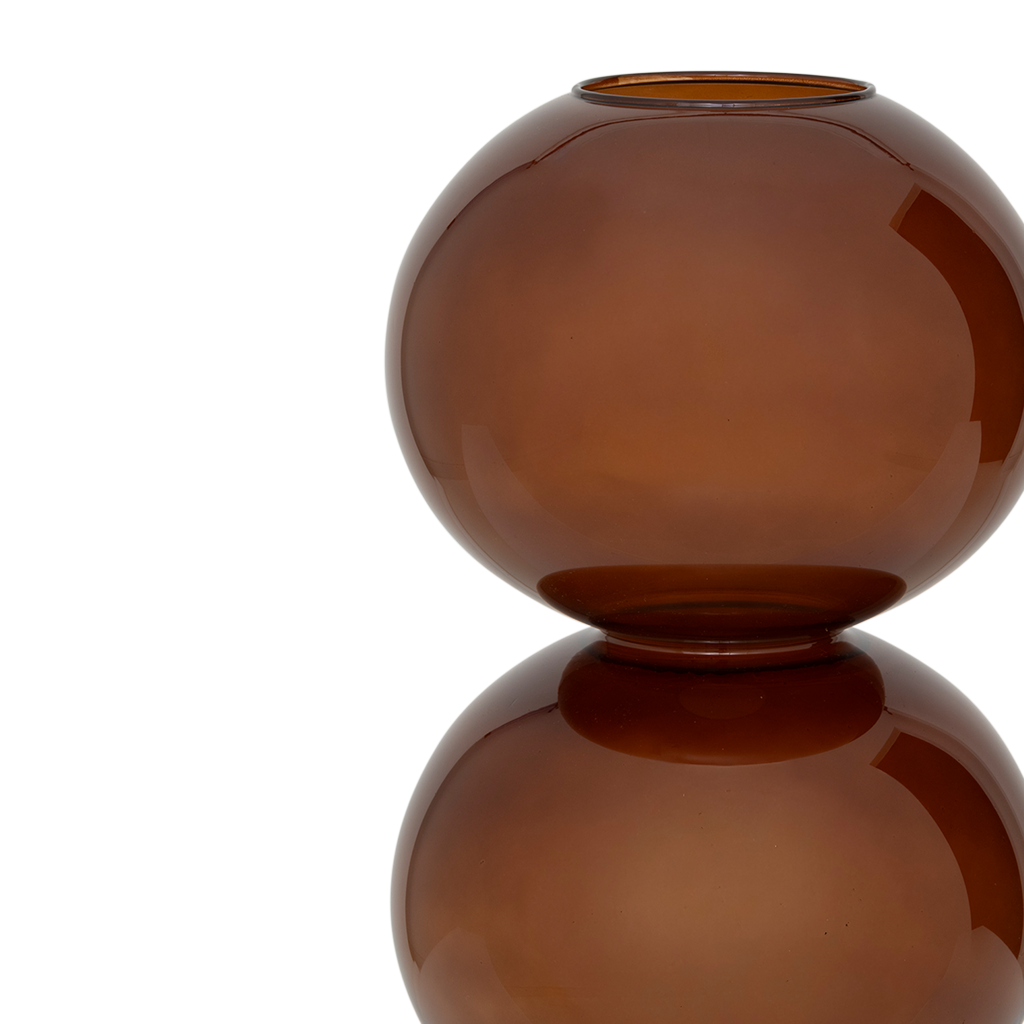URBAN NATURE CULTURE | VAAS YUKI | SUGAR ALMOND