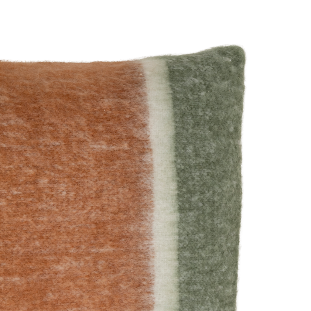 URBAN NATURE CULTURE | KUSSEN HARUKA | EARTHY STRIPE