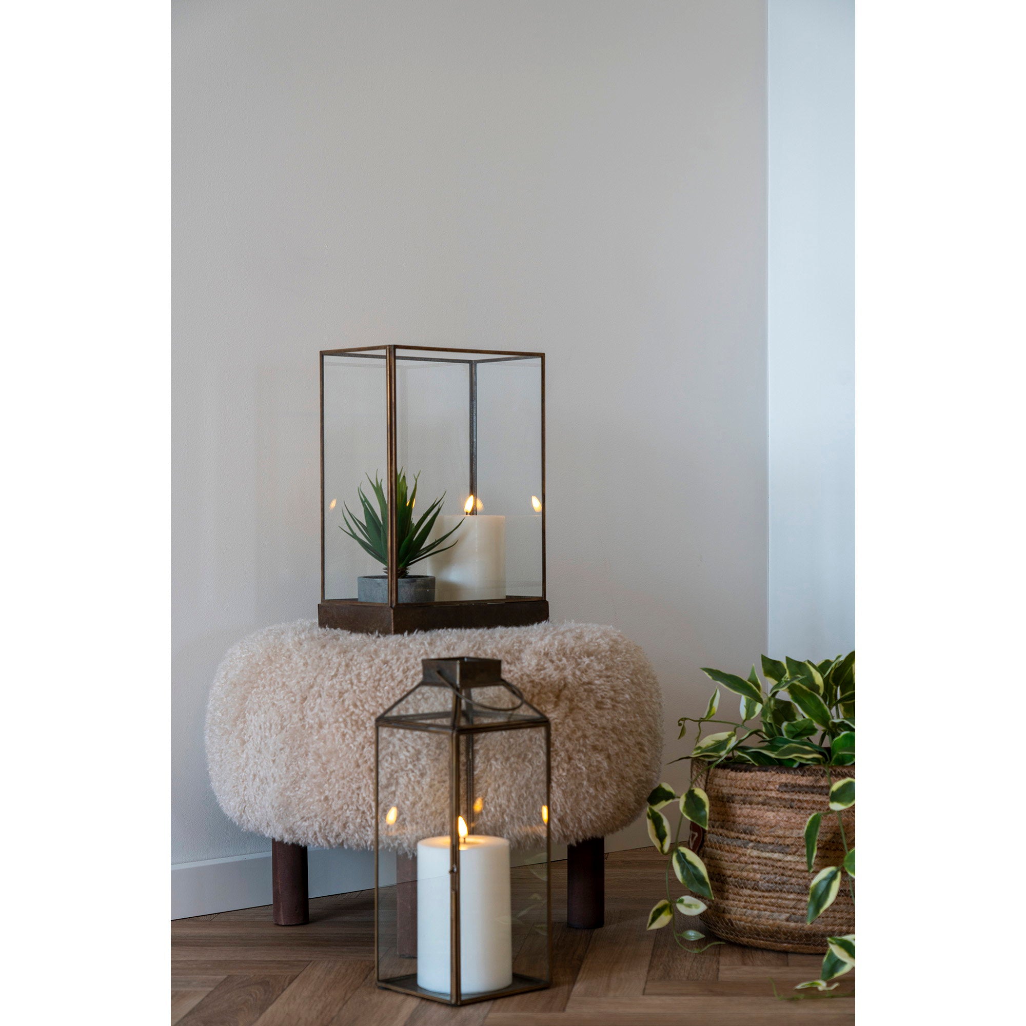 HOUSE NORDIC | INVERNESS POUF | LICHTBRUIN (Ø50x36 CM)