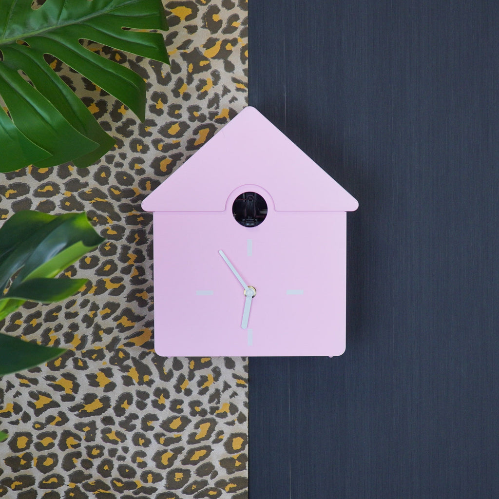 HOUSEVITAMIN | KOEKOEKSKLOK WALL CLOCK | LICHTROZE 24X27 CM