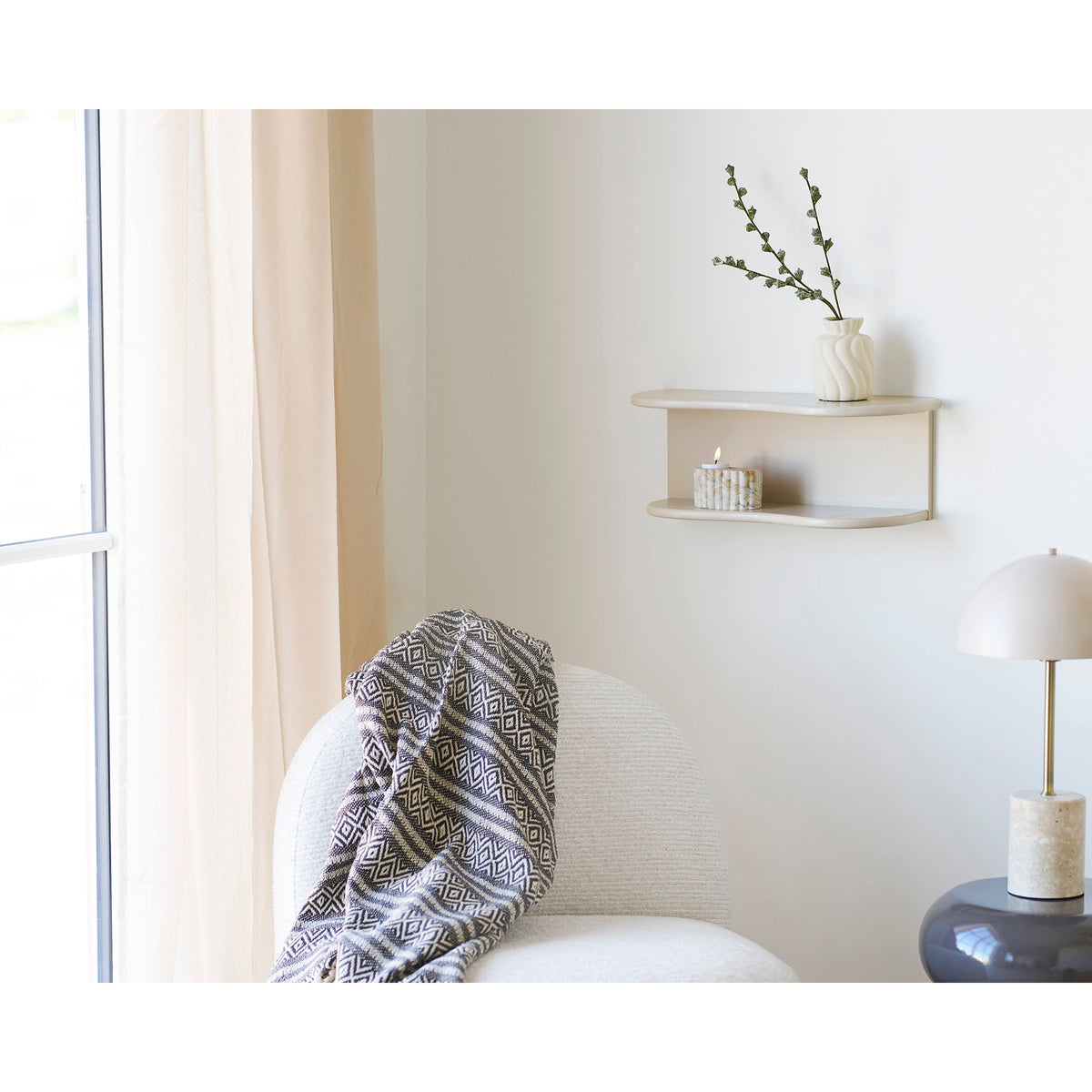 HOUSE NORDIC | BOTTA WANDPLANK | BEIGE 44 X 17,5 X 18 CM