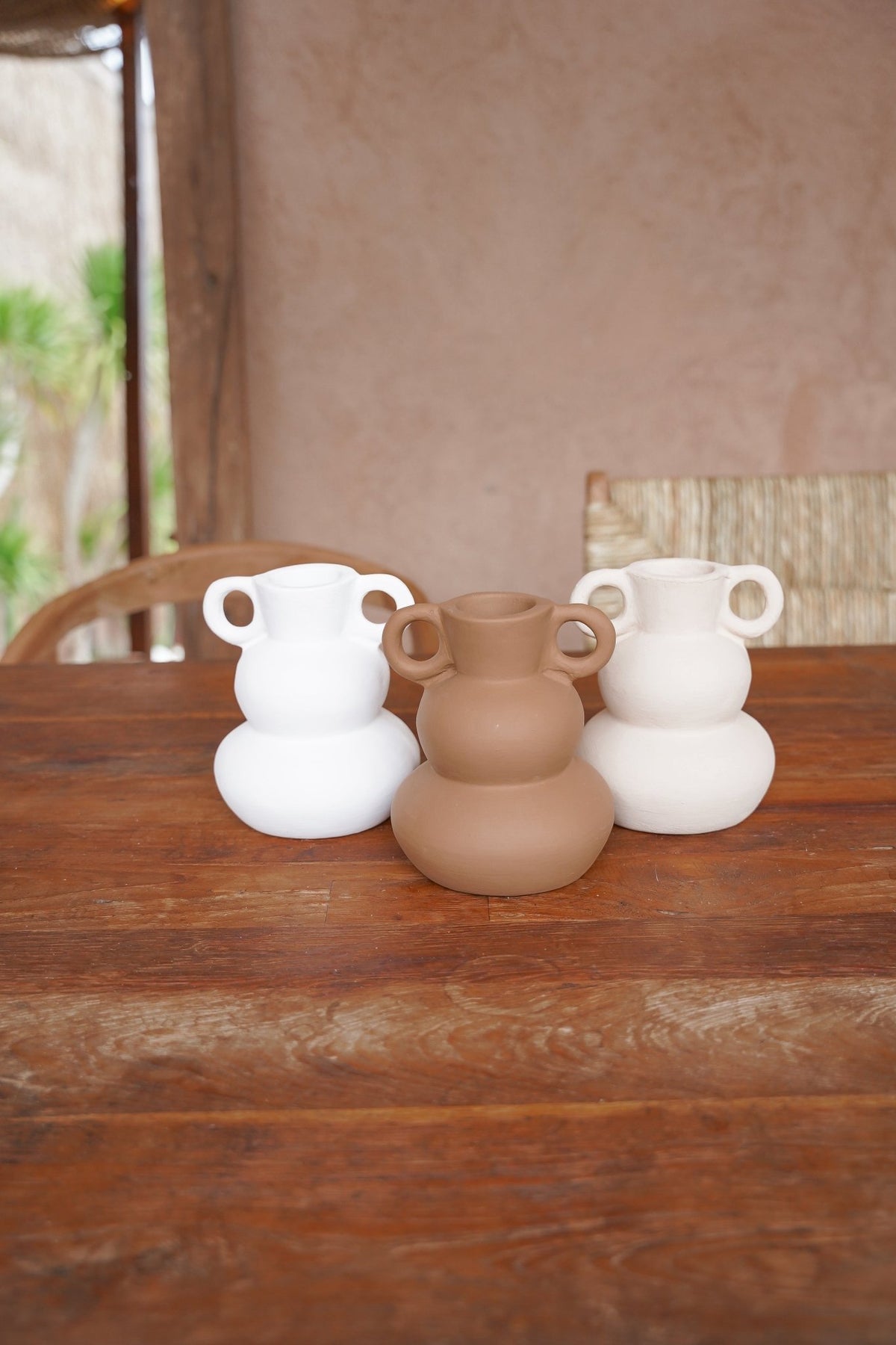 HIPPIE MONKEY | TERRACOTTA VAAS | THE BOLA BOLA | BRUIN