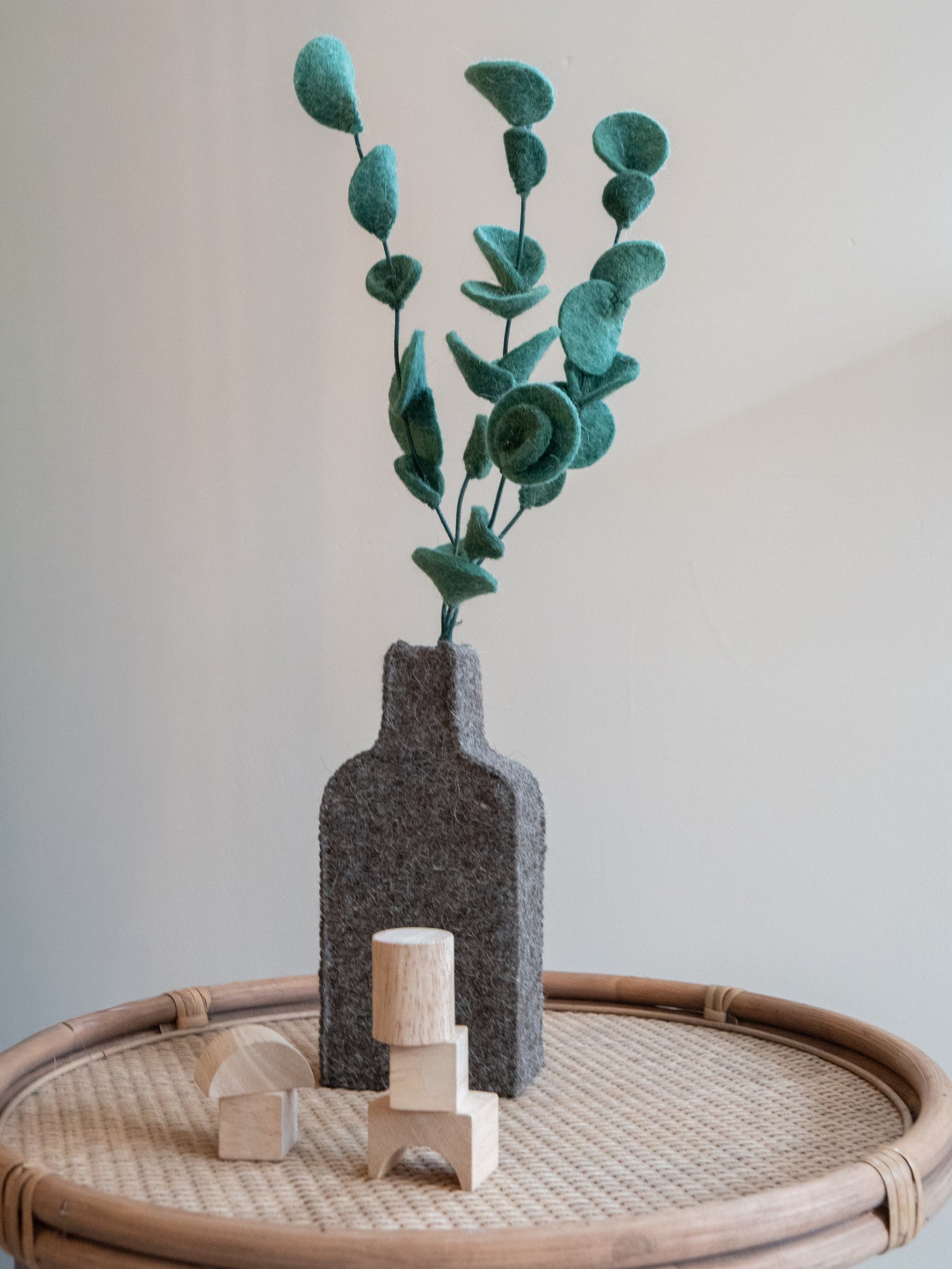 KidsDepot vilten planten kinderkamer decoratie zachte groene interieur plant