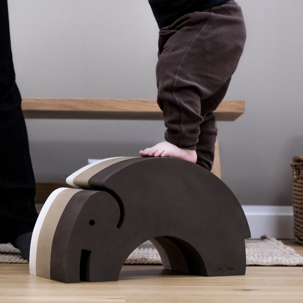-bObles tuimelmeubel voor kinderen motorisch speelgoed design
