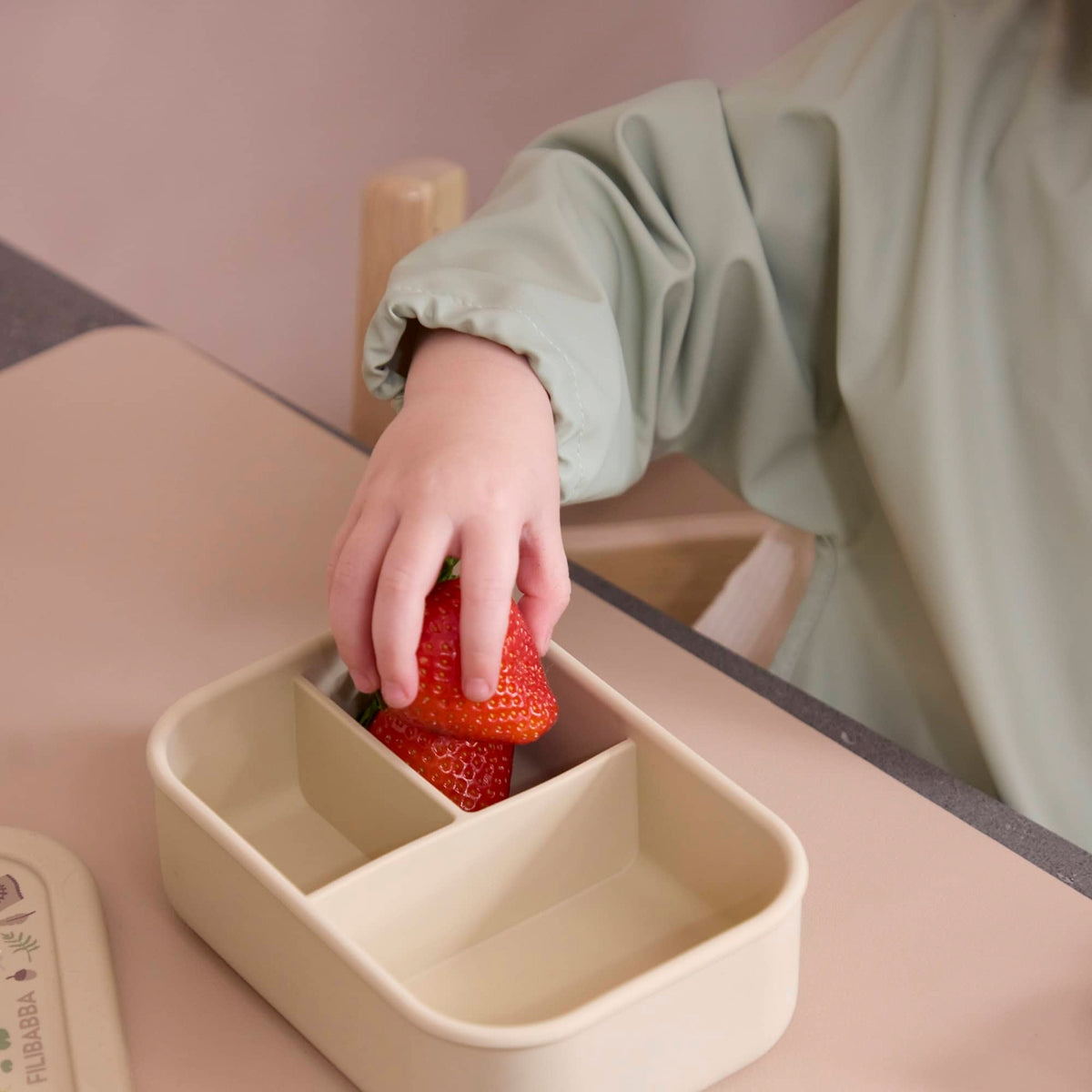 FILIBABBA | SILICONE LUNCHBOX (700 ML) | LITTLE WONDERS
