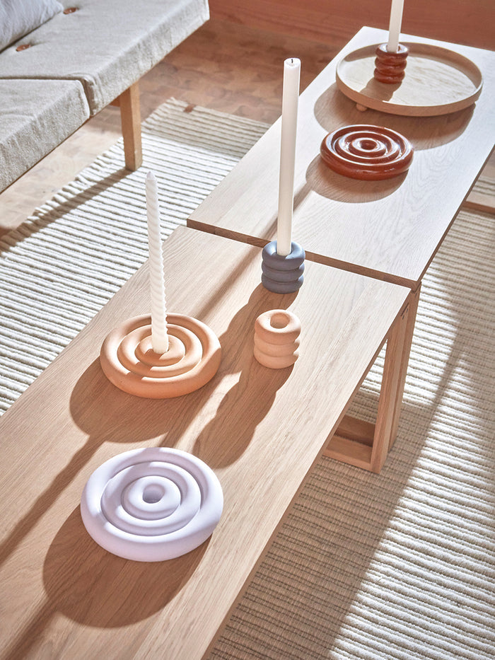OYOY LIVING | SAVI CERAMIC CANDLEHOLDER LOW | Ø17X2,5 CM NUTMEG