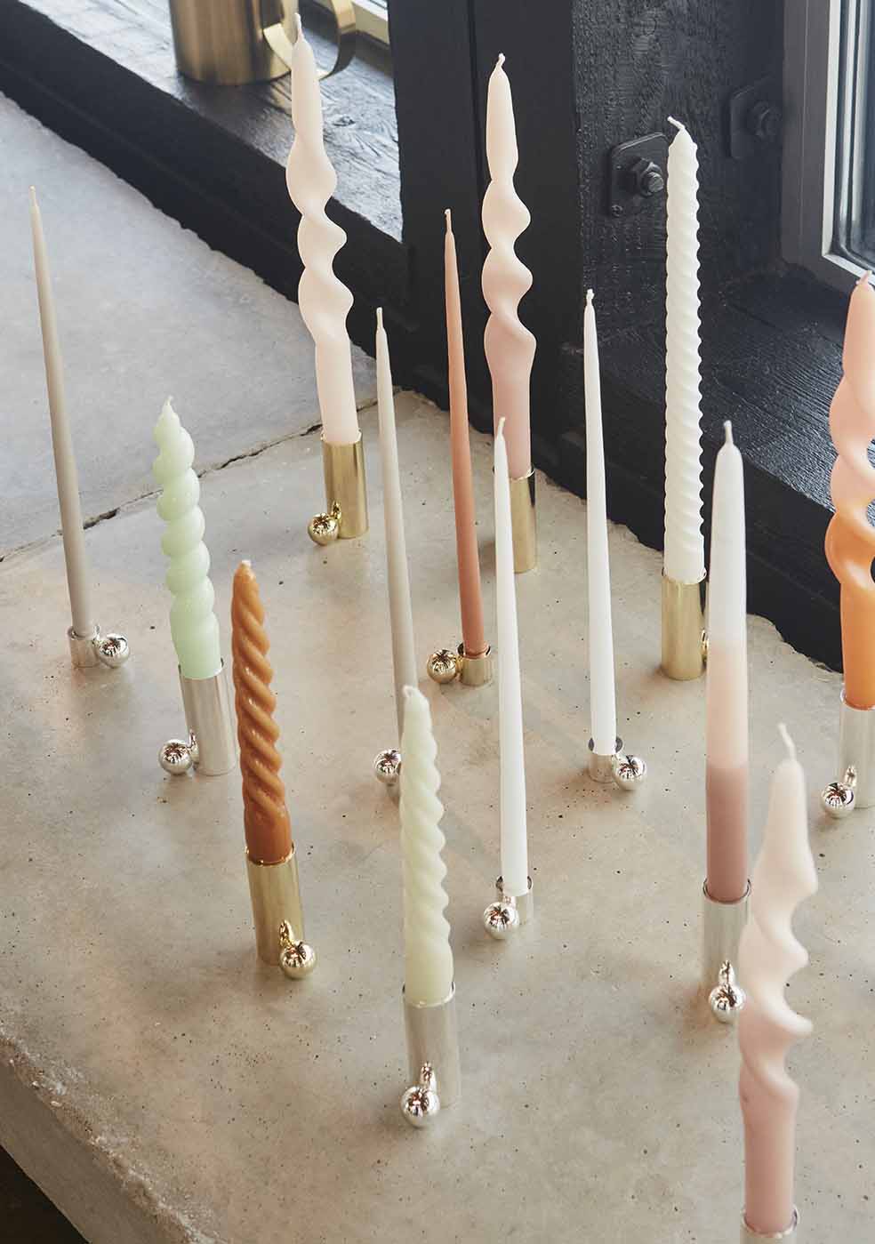 OYOY LIVING | PALLOA SOLID BRASS CANDLEHOLDER HIGH | MASSIEF GEBORSTELD MESSING