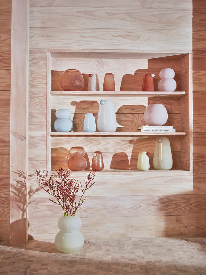 OYOY | LASI VASE | SMALL | ICE BLUE Ø 19,5 x 23 CM