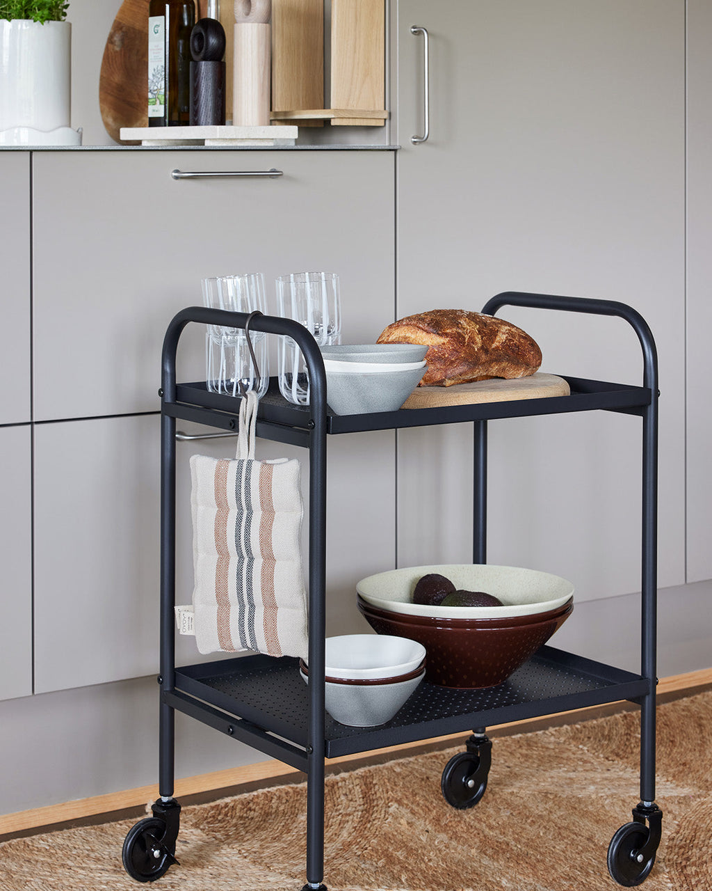 OYOY LIVING | YUKA BOWL MEDIUM | HANDGEMAAKTE SCHAAL | GRIJS