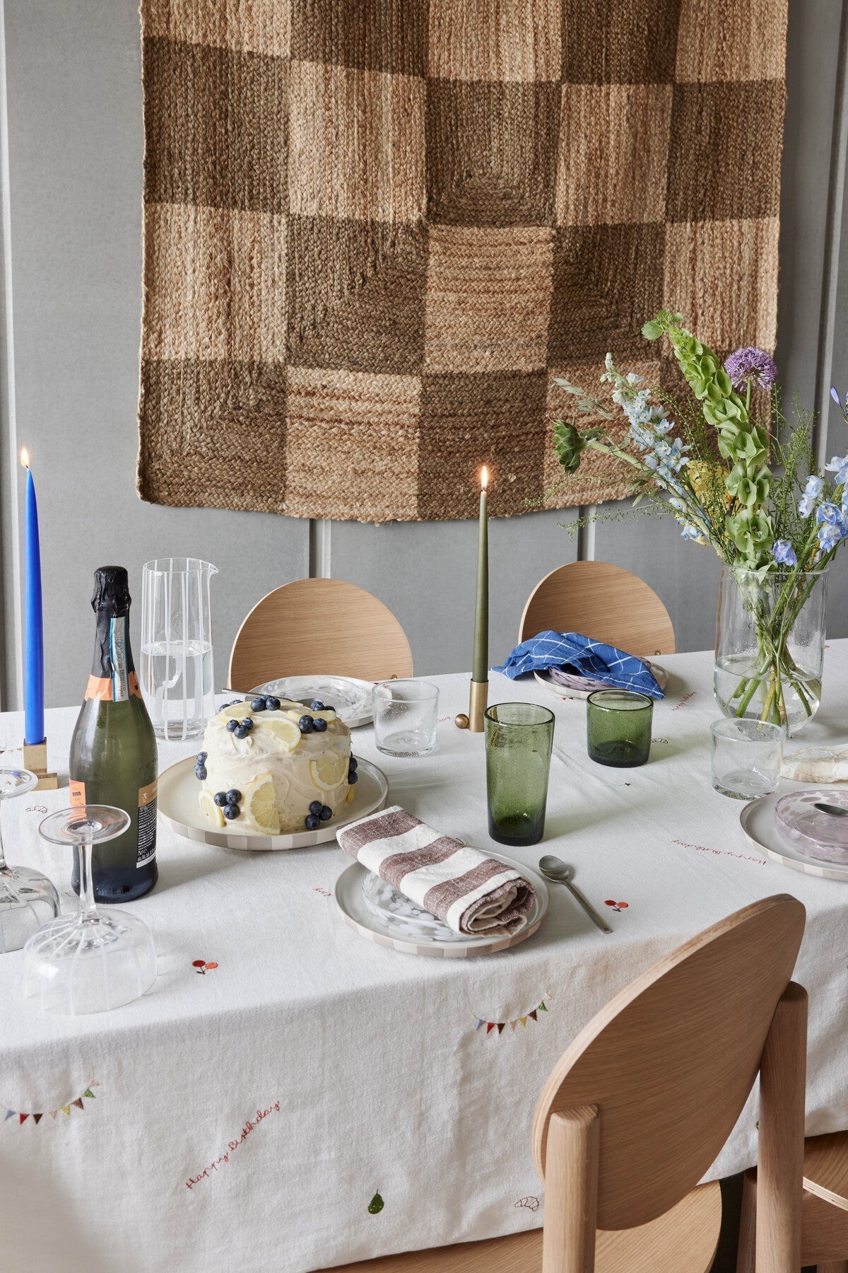 OYOY LIVING | KUKI VASE LARGE | MONDGEBLAZEN GLAZEN VAAS