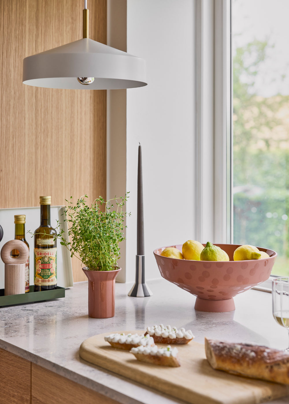 OYOY LIVING | LUONTO POT | HANDGEMAAKT STEENGOED | ROOD BRUIN