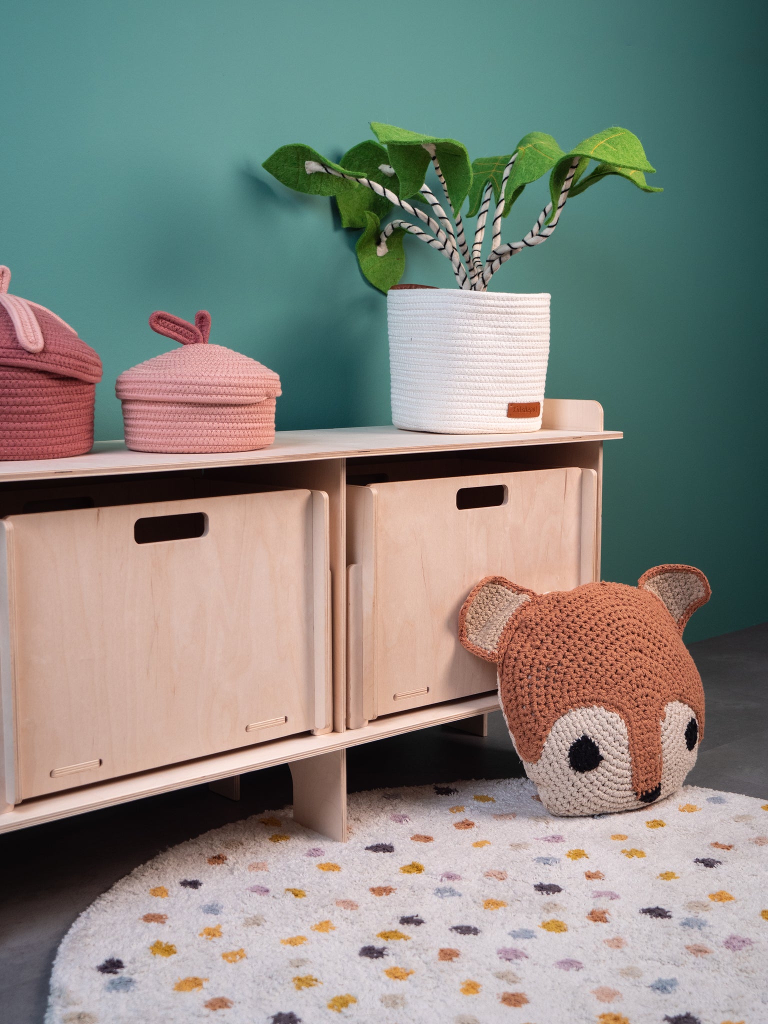 KidsDepot vloerkleed Cleo wit met stippen pastel