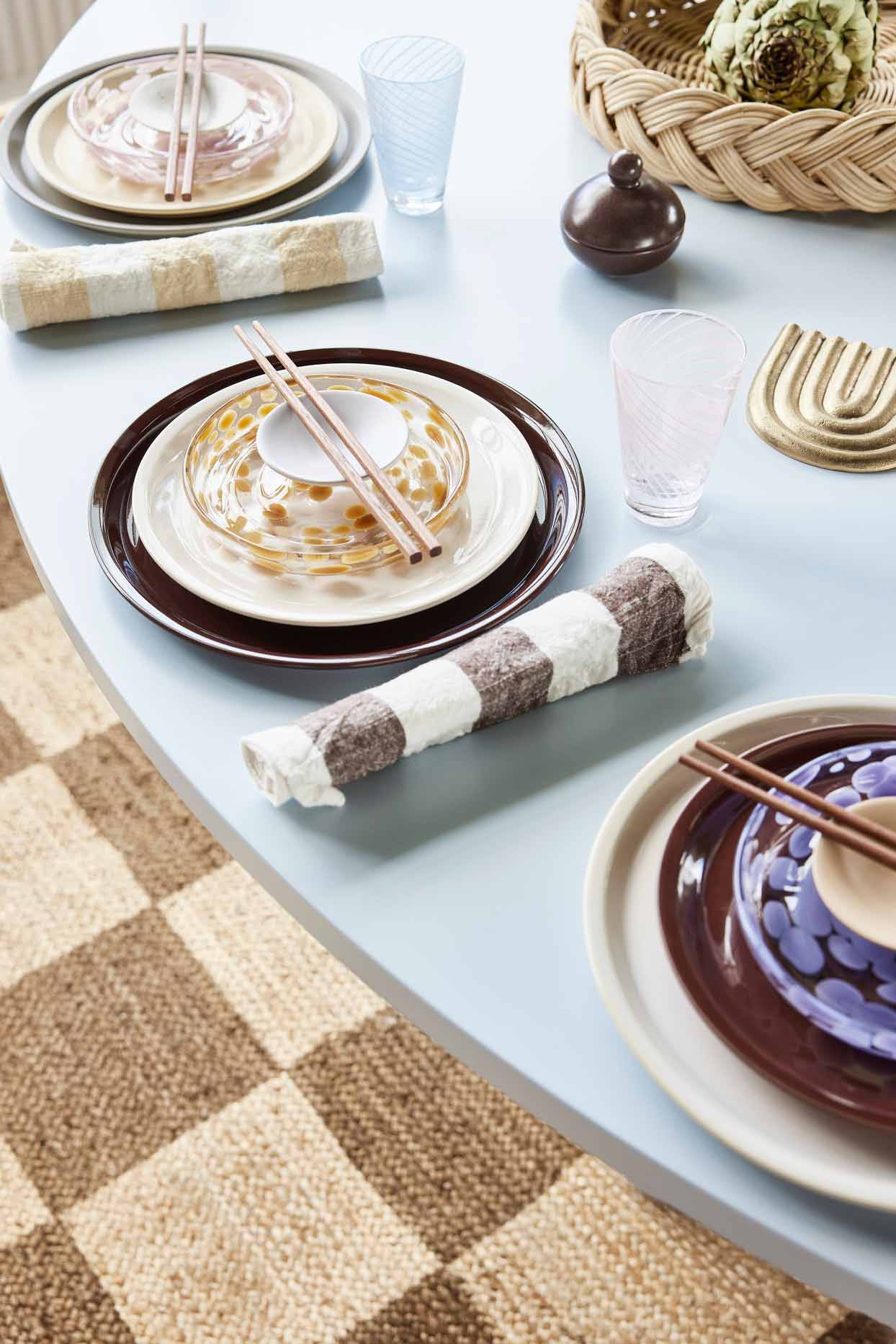 oyoy living  tafelinspiratie wooninspiratie 2026 musthave bordje leopard print schildpadden print dessert bord lunch bord glas jali collectie 