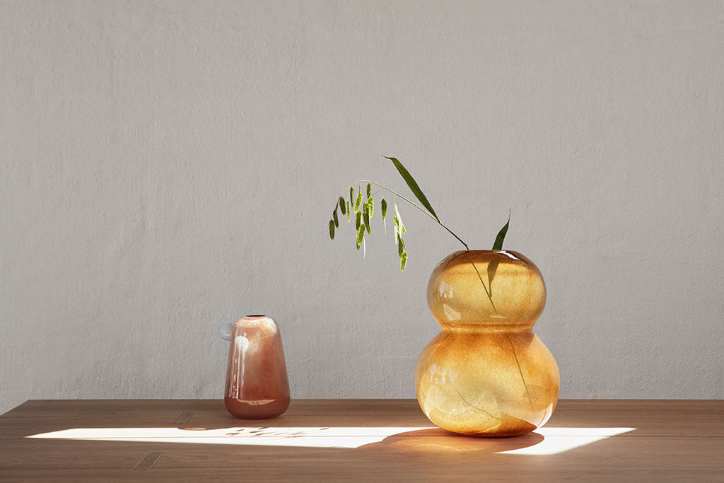 oyoy living tafelinspiratie wooninspiratie 2026 musthave glazen vazen design  inks