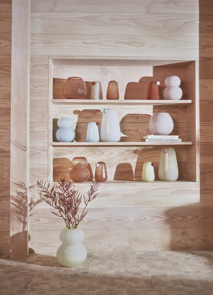 oyoy living vaas glas wooninspiratie 2026 musthave inka 2026 design item vaas accessoire 